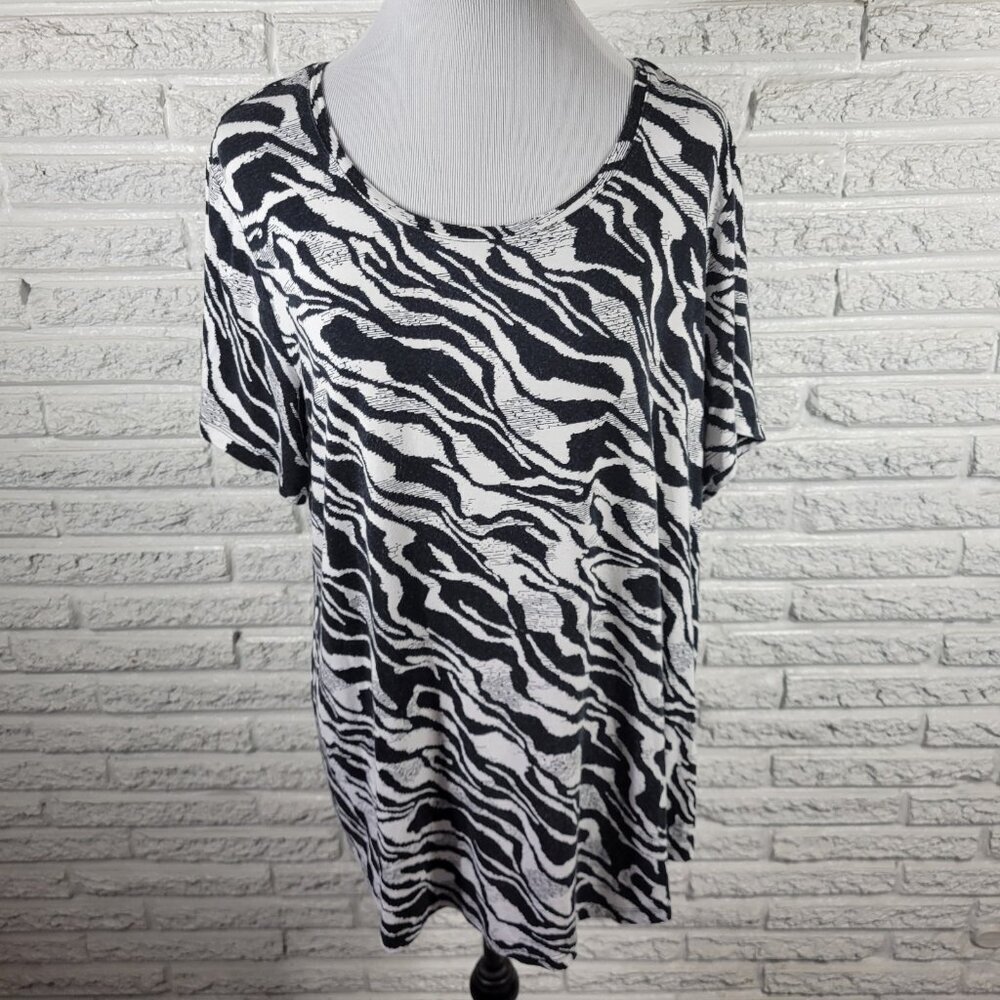 JM Collection 1X T-Shirt Tunic Women Plus Size Black Animal Print Rayon ANI23XE
